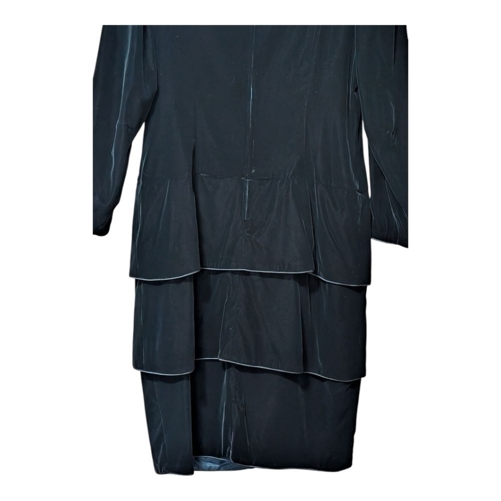 Vintage Maggy London green Velvet Tiered Dress size 12 Long Sleeves - Picture 9 of 10